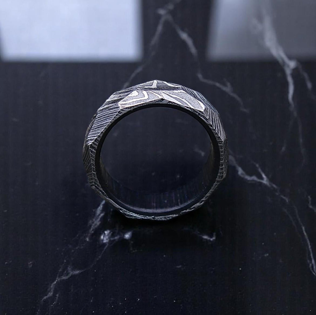 Faceted Damascus Steel Men's Ring: Rustic Wedding Band