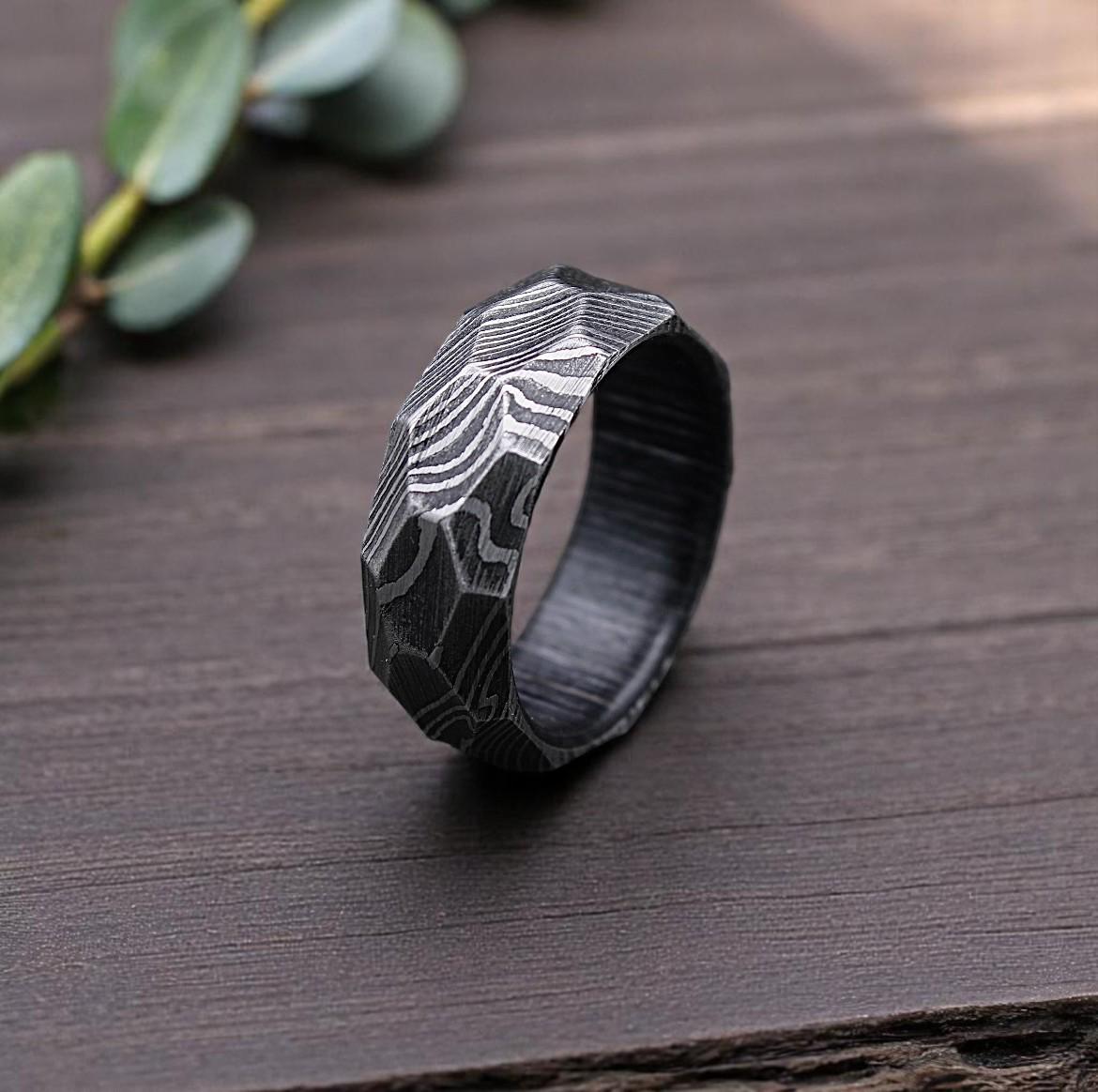 Handmade Damascus Steel Ring: Rock Hammered Twist Wedding Band
