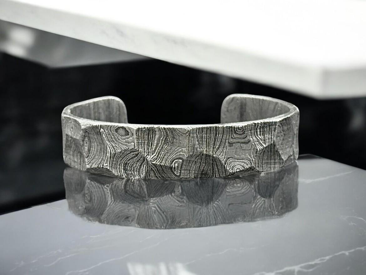 Damascus Bracelet Hammered Steel Viking Modern Jewelry Hand Forged Damascus Unique Bracelet For Men Handmade Wedding Band Anniversary Gift.