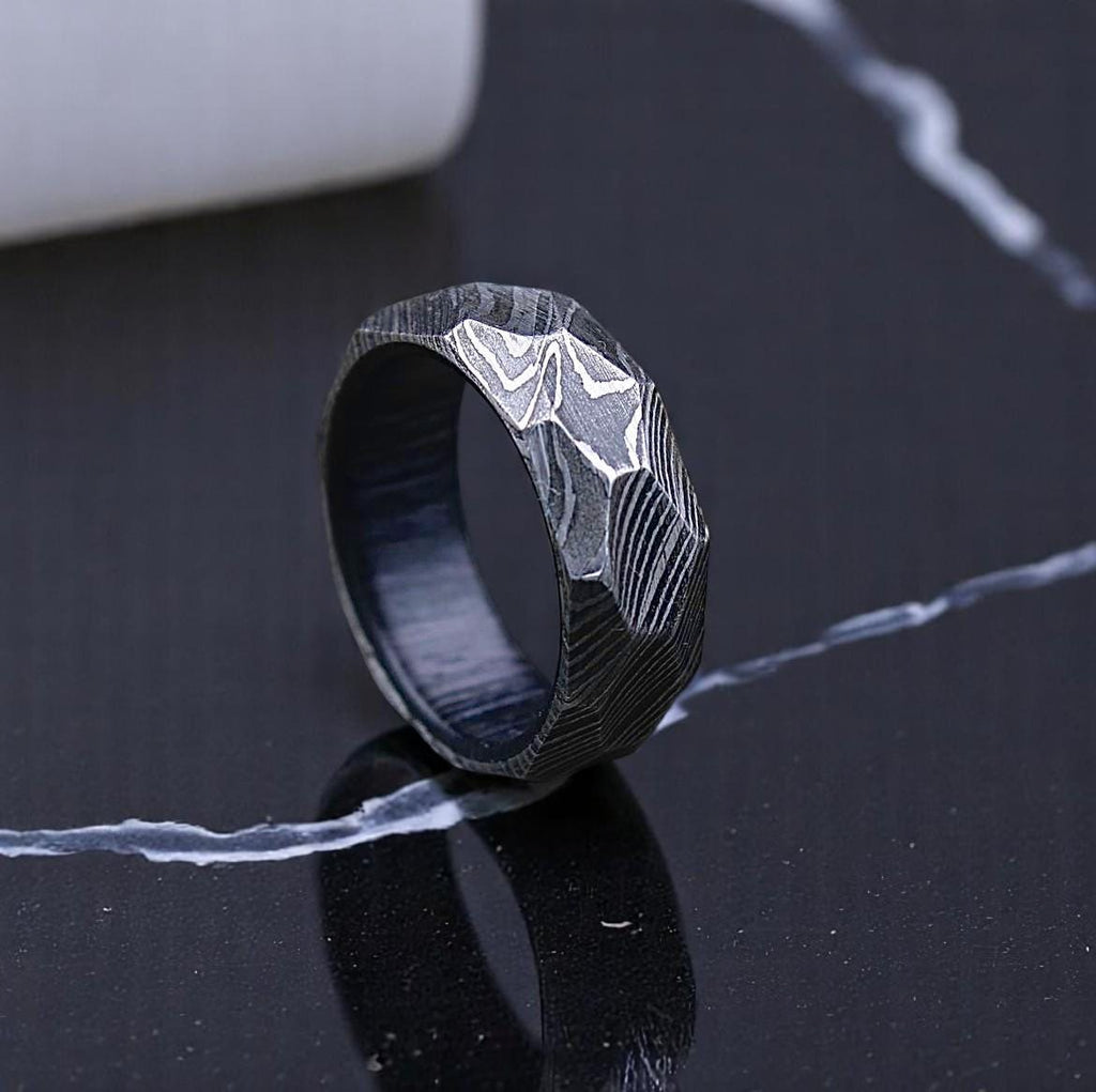 Faceted Damascus Steel Men's Ring: Rustic Wedding Band