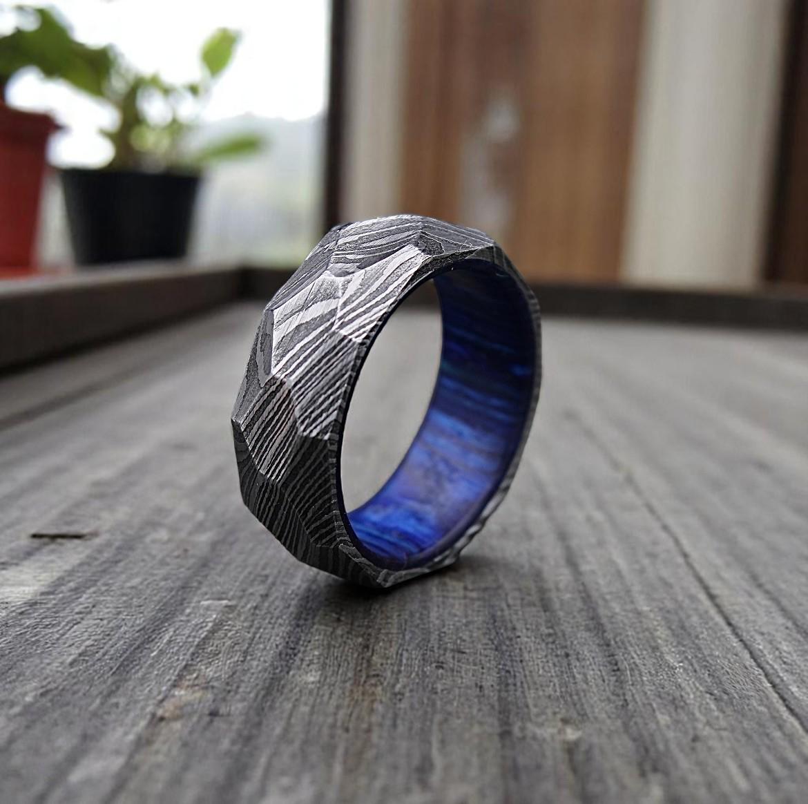 Damascus Steel Men's Wedding Ring: Rock Hammered Diamond Cut Band