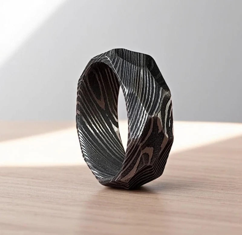 Diamond Cut Damascus Steel Wedding Band: Rock Hammered Wood Inlay
