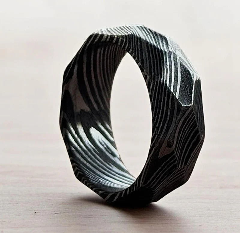Diamond Cut Damascus Steel Wedding Band: Rock Hammered Wood Inlay