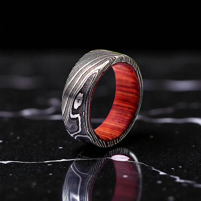 Handmade Damascus Ring with Red Whiskey Barrel Wood – Bold Men’s Wedding or Promise Band.