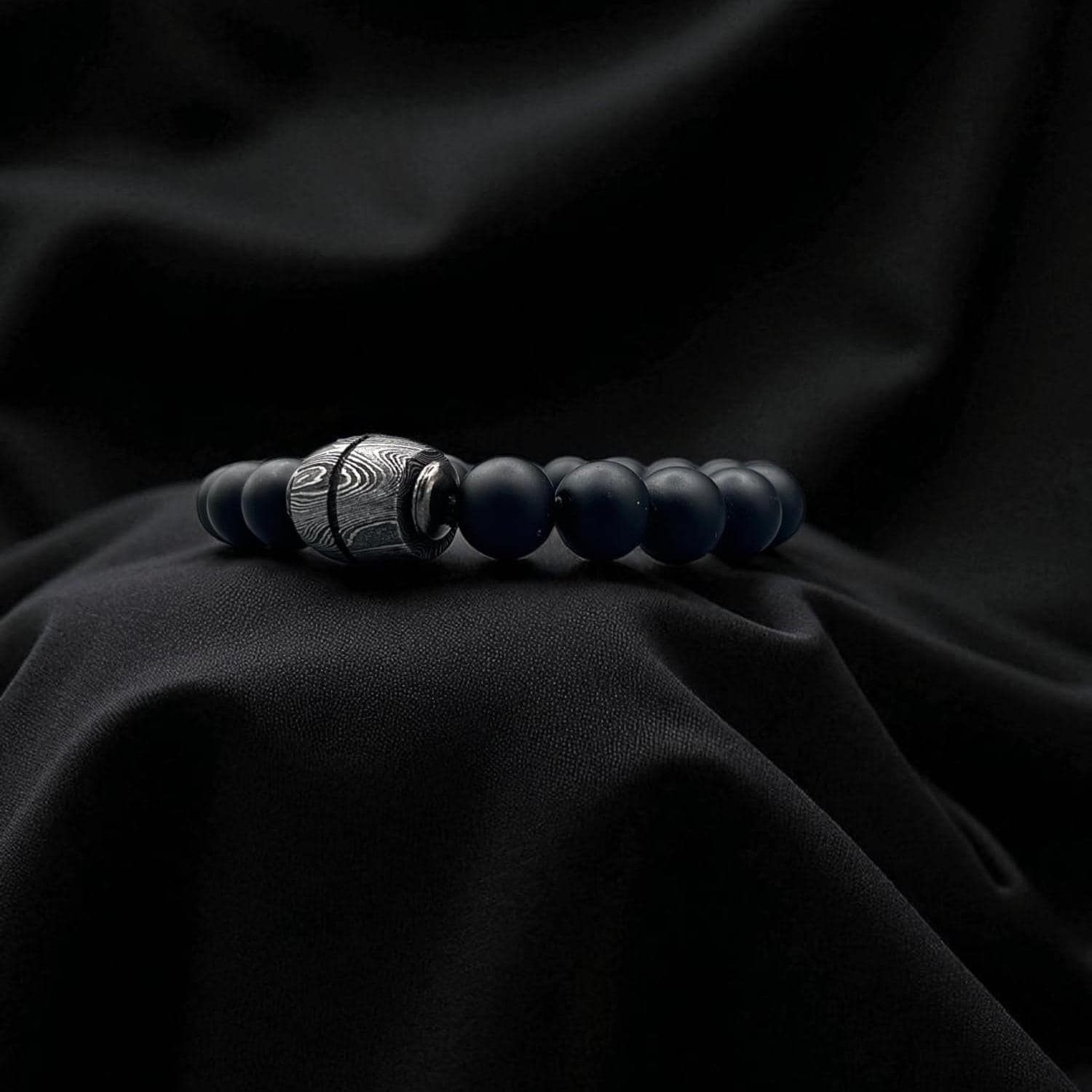 Black Onyx Bead Bracelet with Damascus Steel Barrel – Handmade Gemstone Jewelry with Gift Box.