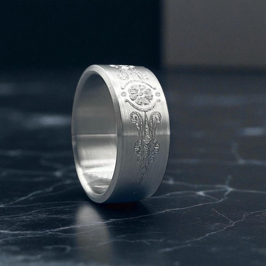 Engraved Titanium Ring – Ornate Vintage Pattern – Handmade Men’s Wedding Band.